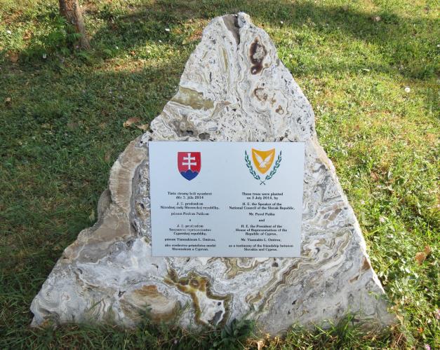 Náhľad pre Pamätník priateľstva Slovenska a Cypru - Bratislava