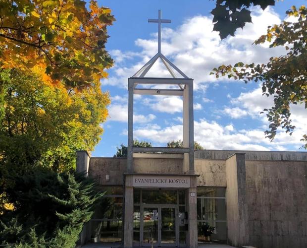 Náhľad pre Evanjelický kostol v Dúbravke - Bratislava