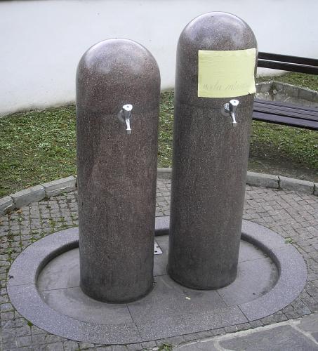 Náhľad pre Fontánka na pitie pri Bazilike Panny Márie - Staré Hory