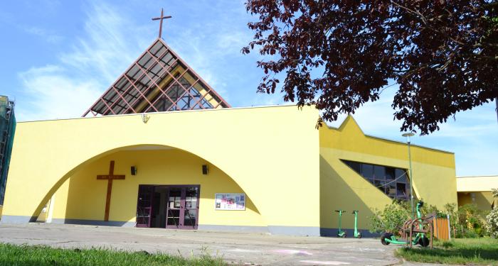 Náhľad pre Kostol Narodenia Panny Márie na Dlhých dieloch - Bratislava