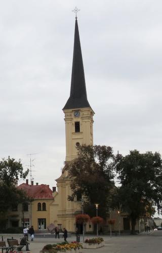 Náhľad pre Kostol Povýšenia svätého Kríža - Nové Zámky